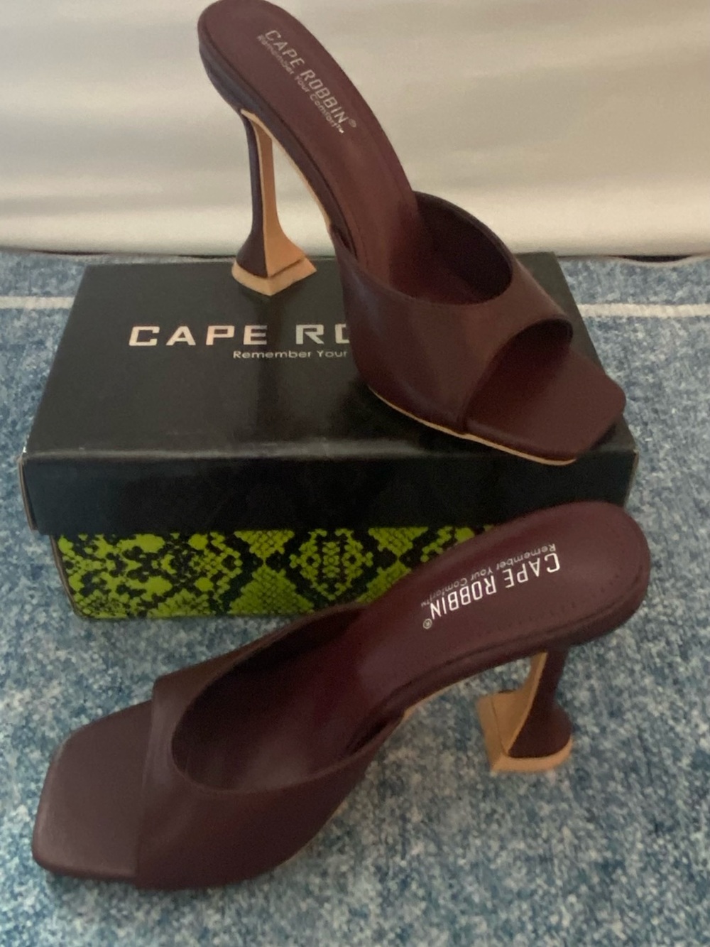 Cape Robbin Burgundy Open-Toe Sculpted Heel Mules